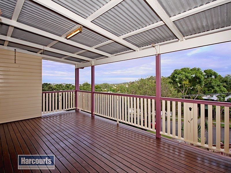 39 Castling St, Stafford QLD 4053