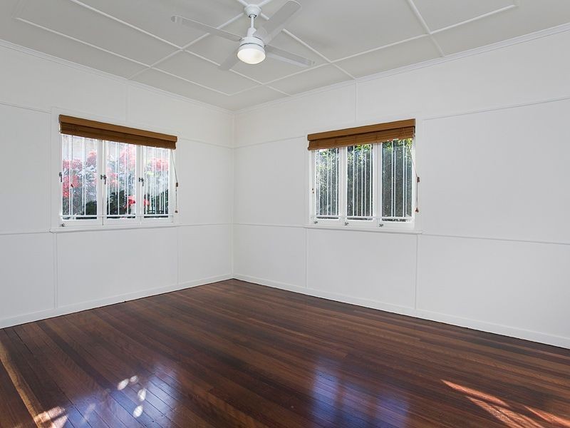 22 Pascoe St, Mitchelton QLD 4053