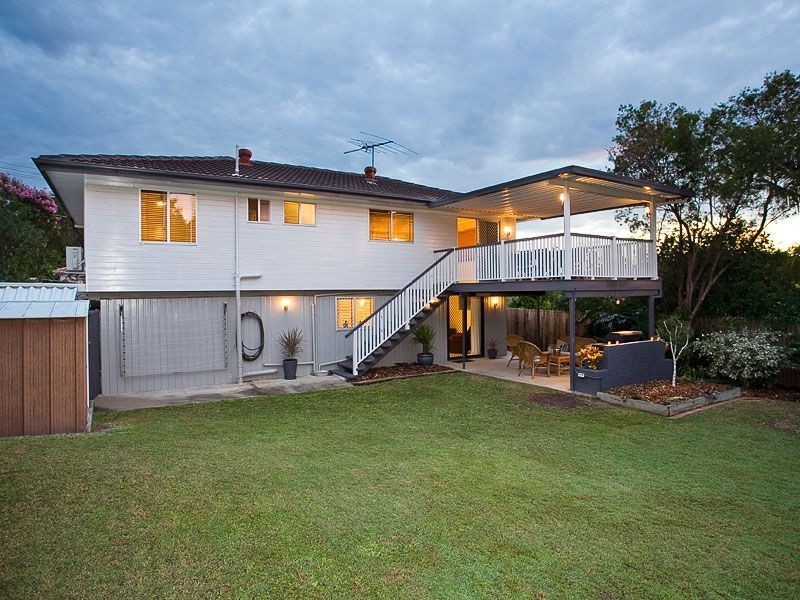 22 Allara Crescent, Ferny Hills QLD 4055