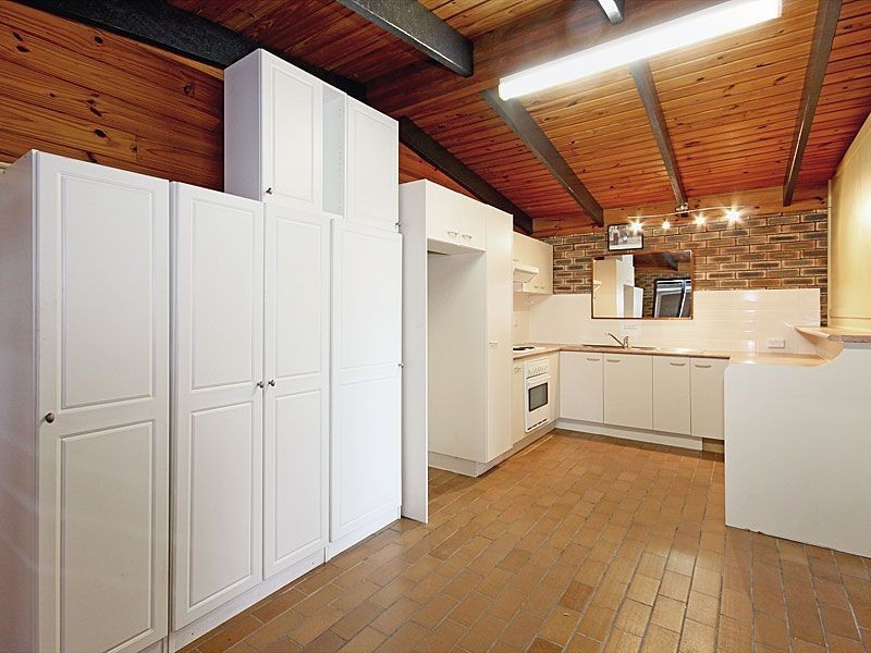 11b Kooya Road, Mitchelton QLD 4053