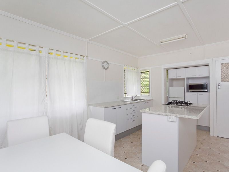 20 Barber Street, Keperra QLD 4054