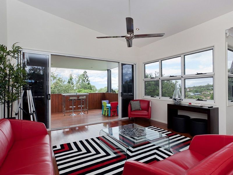 12 Constancia St, Mitchelton QLD 4053