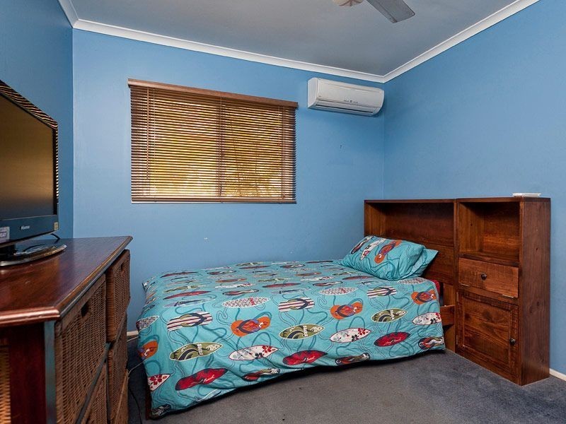 8 Parnoo St, Mitchelton QLD 4053