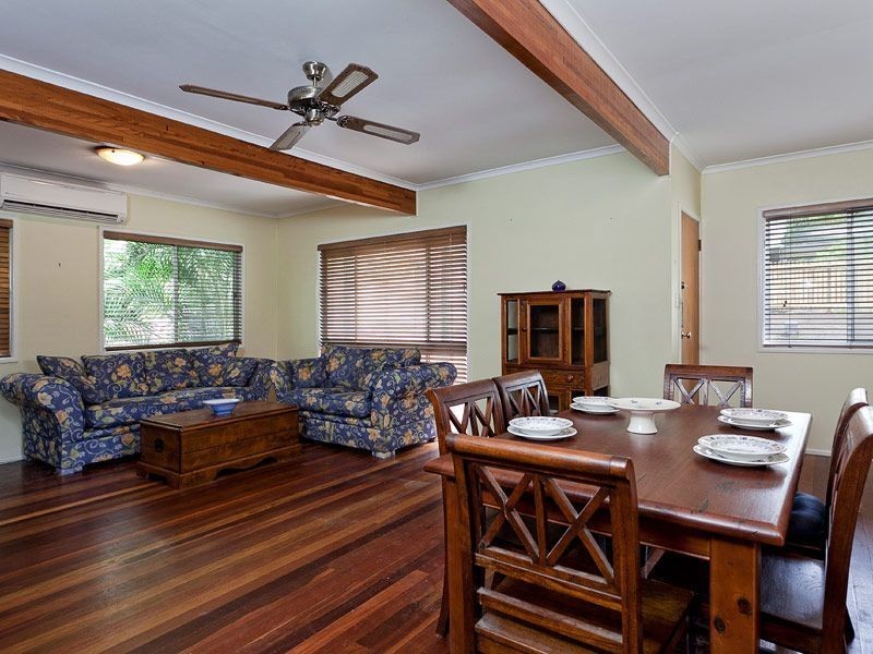 8 Parnoo St, Mitchelton QLD 4053