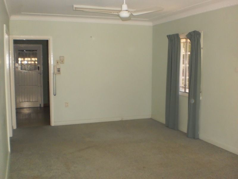 129 Glen Retreat Rd, Mitchelton QLD 4053