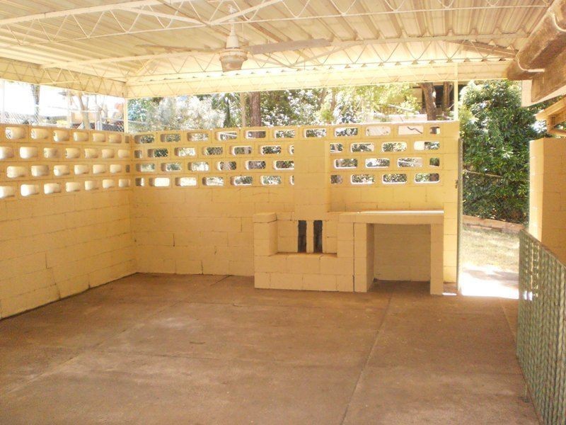 129 Glen Retreat Rd, Mitchelton QLD 4053