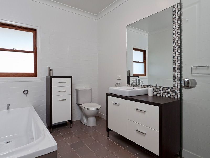 4 Longsight St, Alderley QLD 4051