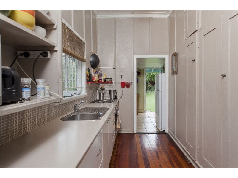 382 Enoggera Rd, Alderley QLD 4051