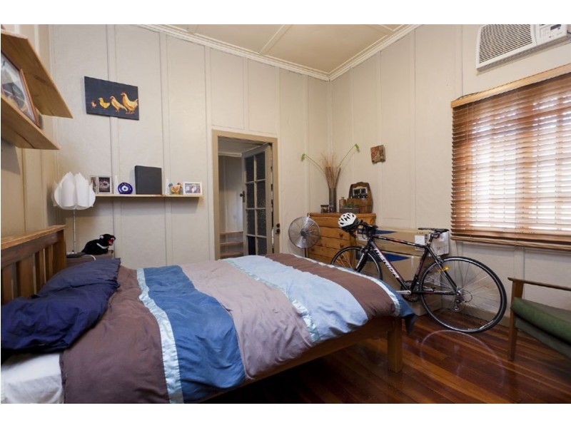 382 Enoggera Rd, Alderley QLD 4051