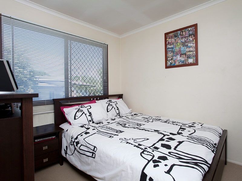 63 Burwood St, Everton Park QLD 4053