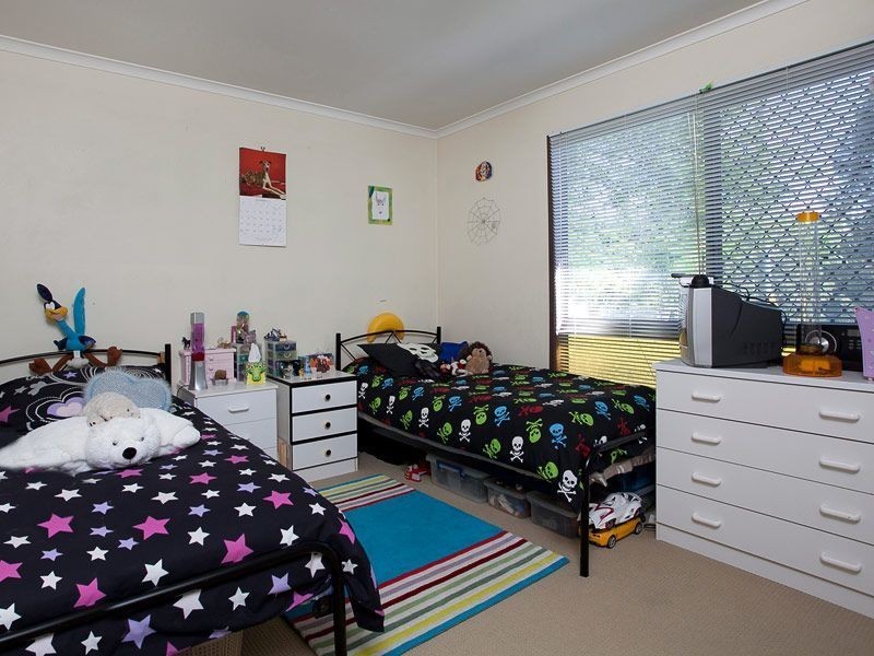 63 Burwood St, Everton Park QLD 4053