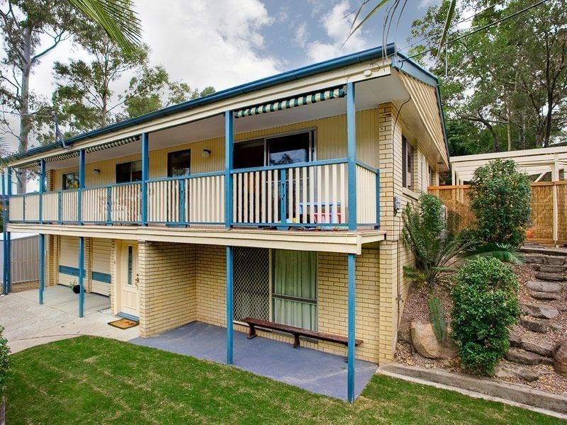 5 Wallaroy Crt, Ferny Hills QLD 4055