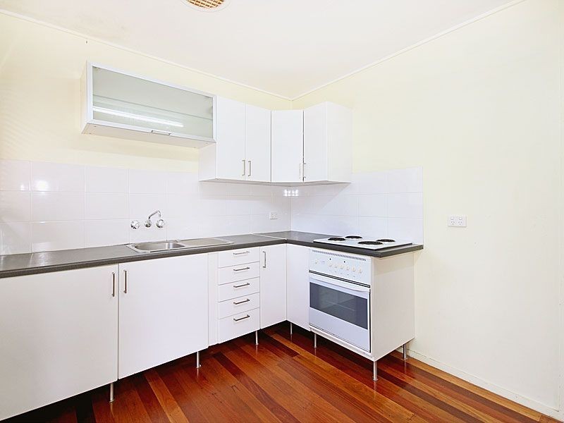 85 Illuta Ave, Ferny Hills QLD 4055