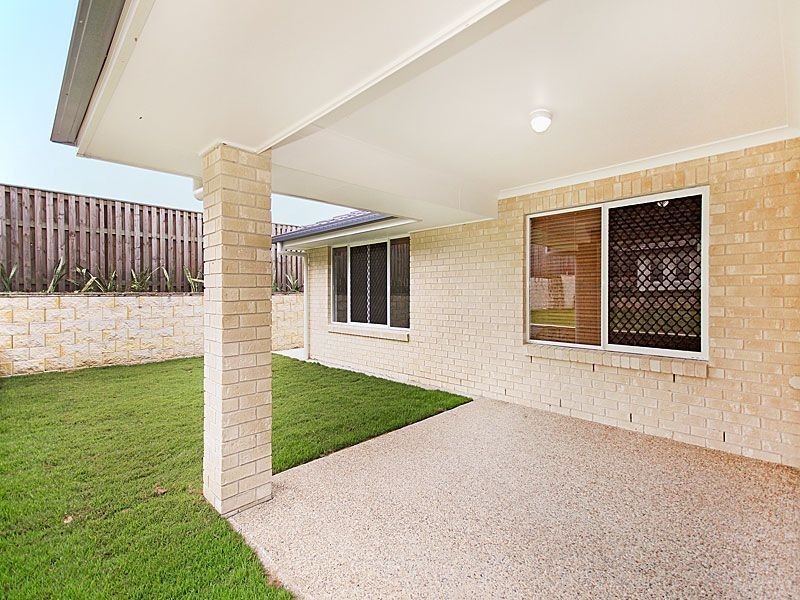 10 Drover Cl, Ferny Hills QLD 4055