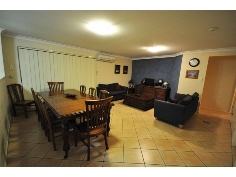 68 Karvella St, Upper Kedron QLD 4055