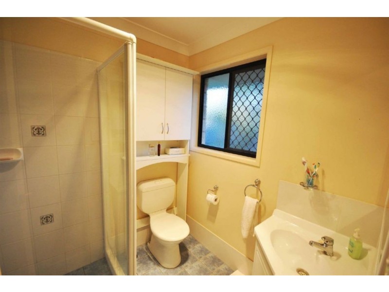 68 Karvella St, Upper Kedron QLD 4055