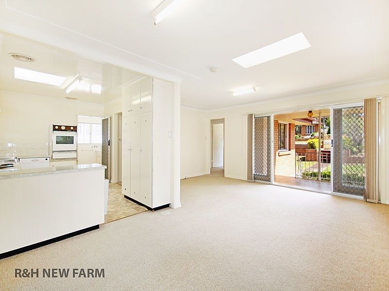 195 Hamilton Rd, Wavell Heights QLD 4012