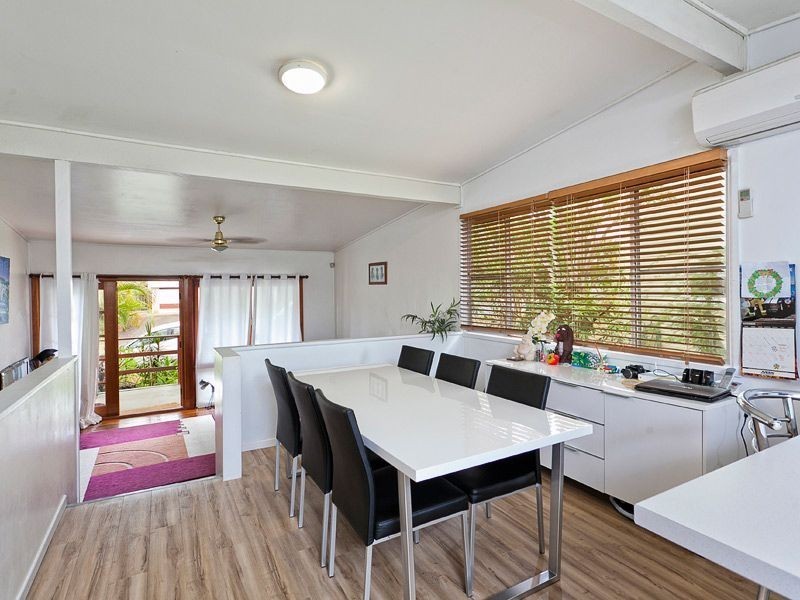 13 Burloo Cres, Ferny Hills QLD 4055