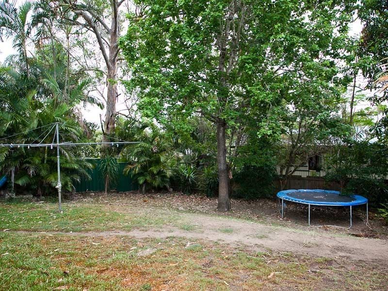 13 Burloo Cres, Ferny Hills QLD 4055