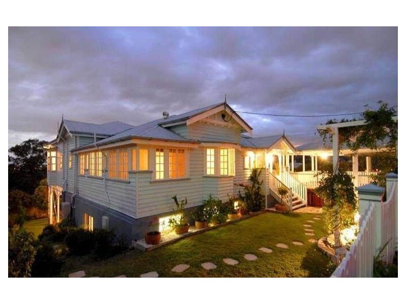 12 Alderley Ave, Alderley QLD 4051