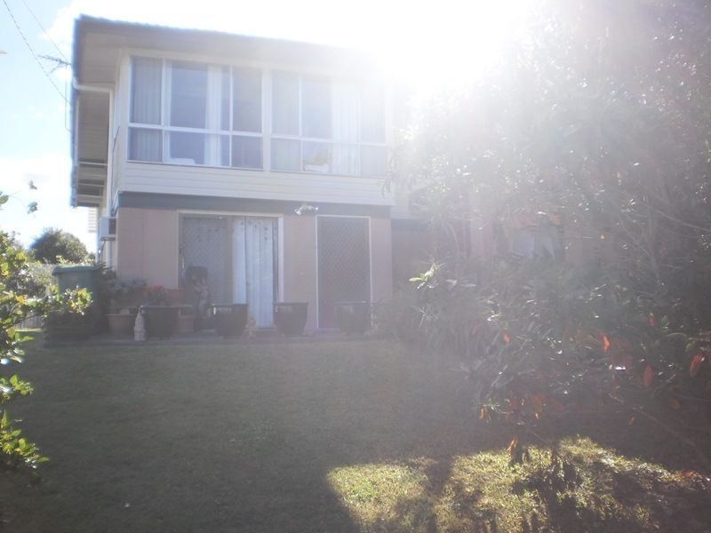 12 Alkoomi Ave, Ferny Hills QLD 4055