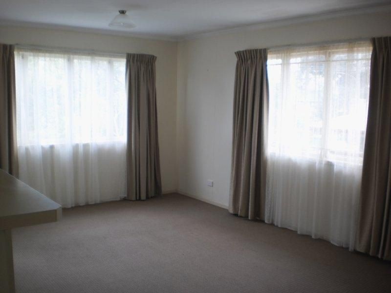 20 Amaroo Avenue, Ferny Hills QLD 4055