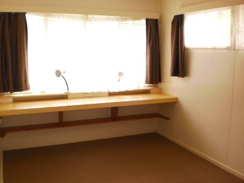 20 Amaroo Avenue, Ferny Hills QLD 4055