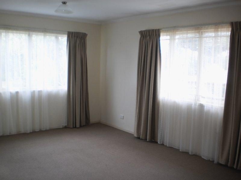 20 Amaroo Avenue, Ferny Hills QLD 4055