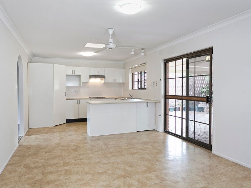 6 Moira St, Ferny Grove QLD 4055