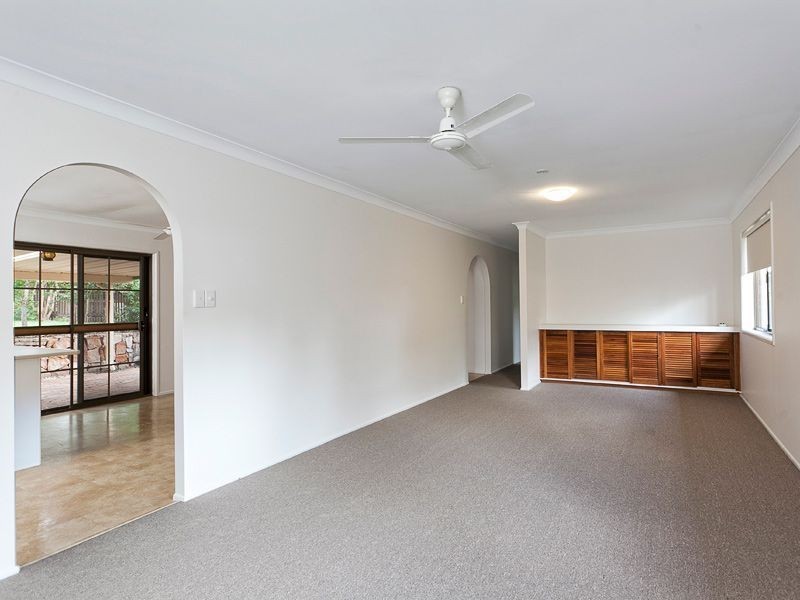 6 Moira St, Ferny Grove QLD 4055