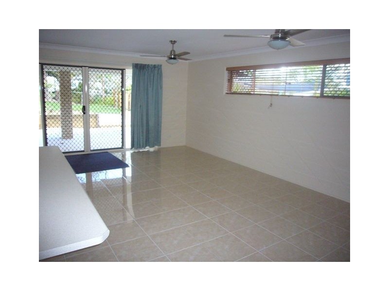 42 Fiat Avenue, Mitchelton QLD 4053