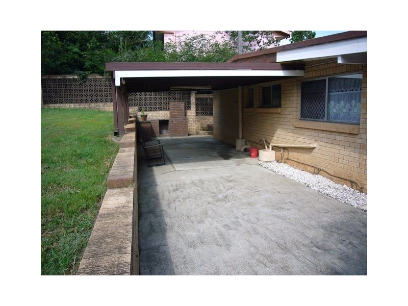 24 Ferny Way, Ferny Hills QLD 4055
