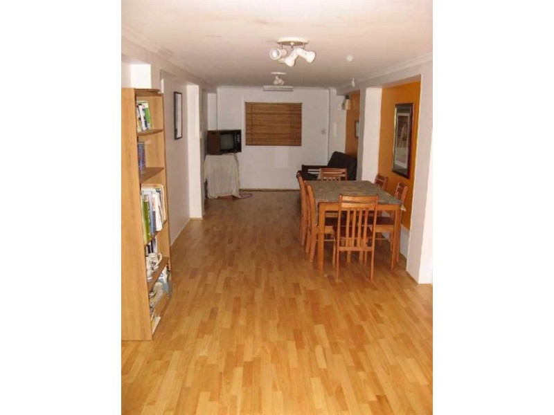 18 Yathong Court, Arana Hills QLD 4054