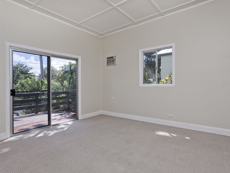 8 Cross St, Mitchelton QLD 4053