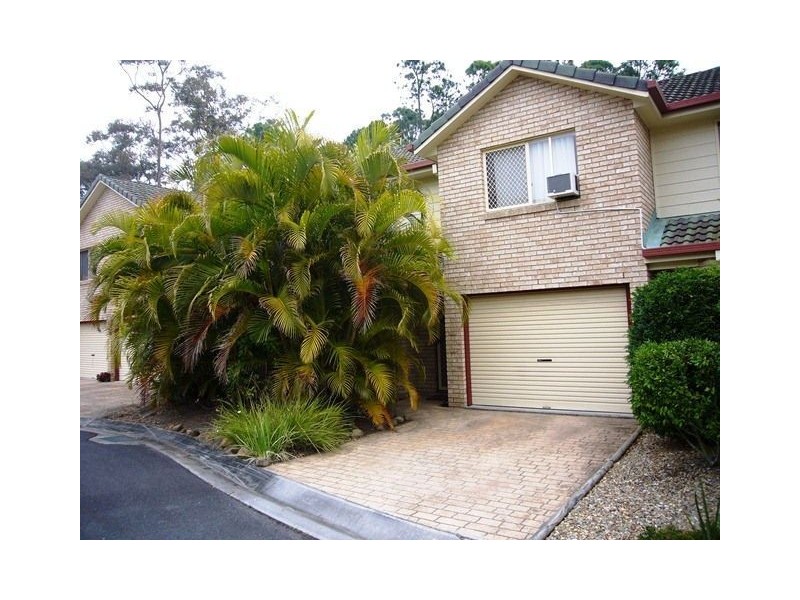 8 Corkwood Court, Arana Hills QLD 4054