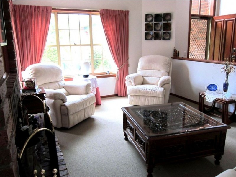 37 Walsall Street, The Gap QLD 4061