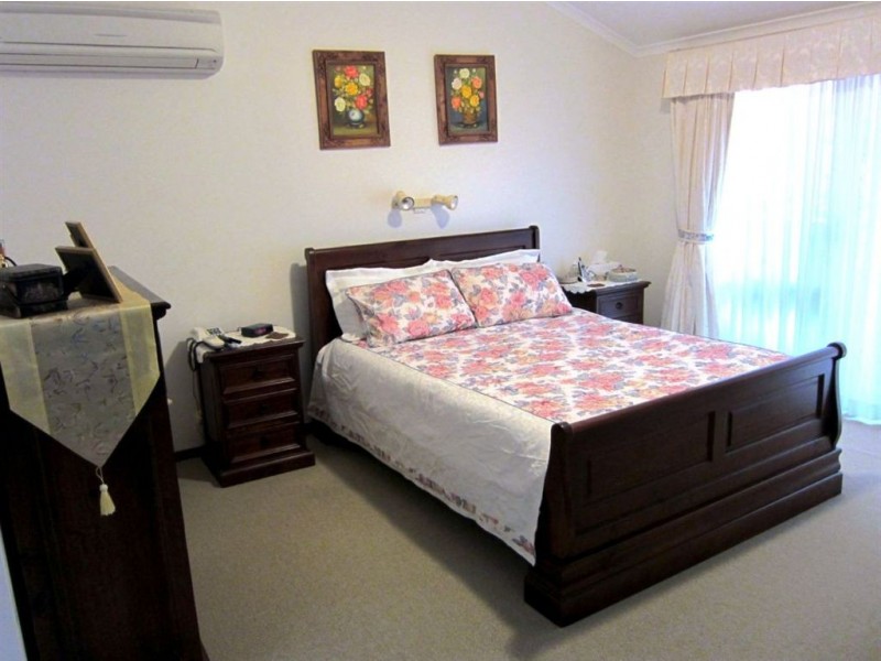 37 Walsall Street, The Gap QLD 4061