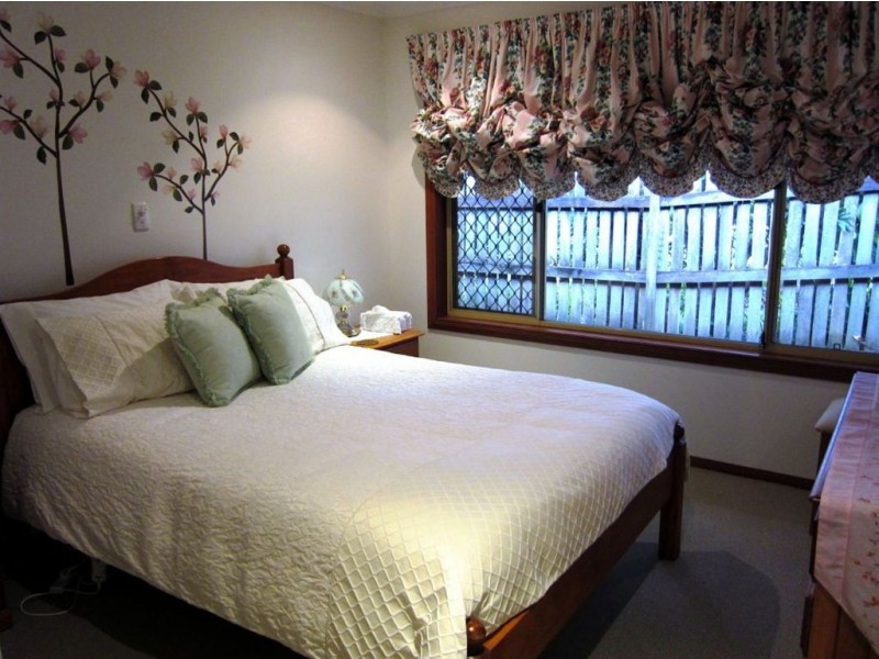 37 Walsall Street, The Gap QLD 4061