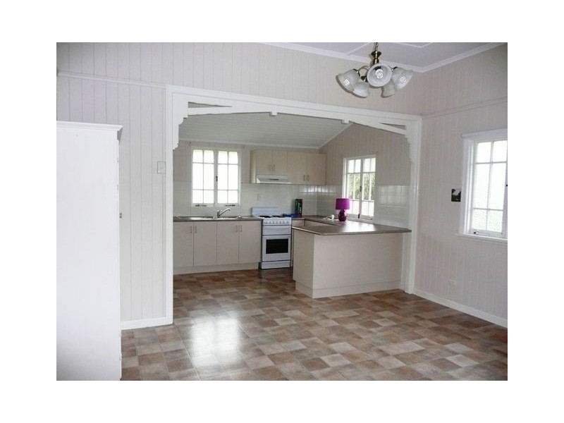 79 Cribb Ave, Mitchelton QLD 4053