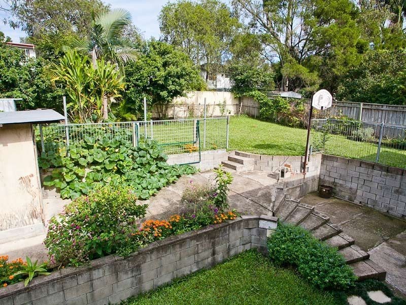 18 Aramac Street, Keperra QLD 4054