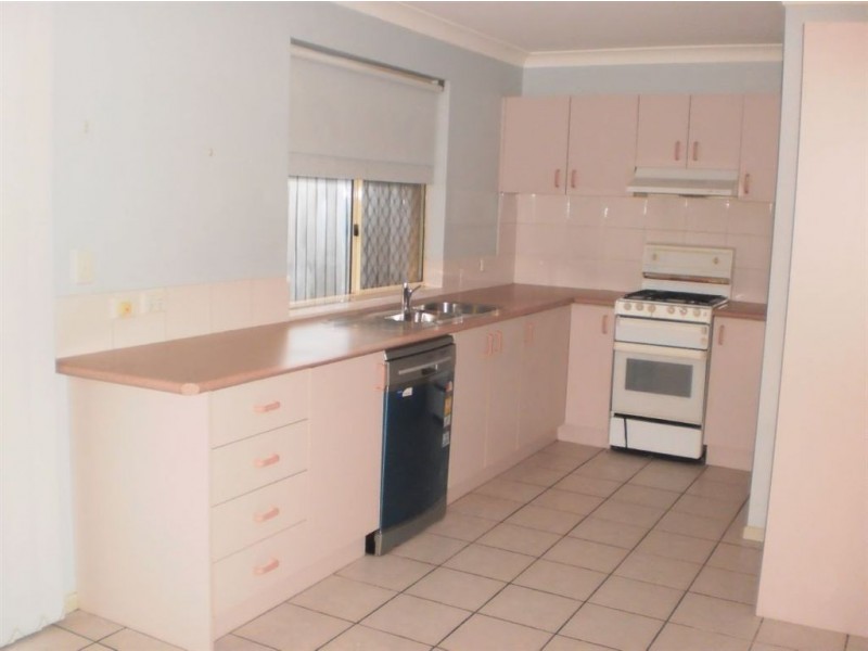 2/58 Nellie Street, Nundah QLD 4012