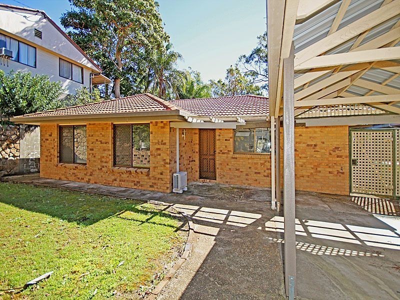 5 Eveleigh Street, Arana Hills QLD 4054