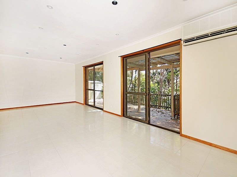 5 Eveleigh Street, Arana Hills QLD 4054