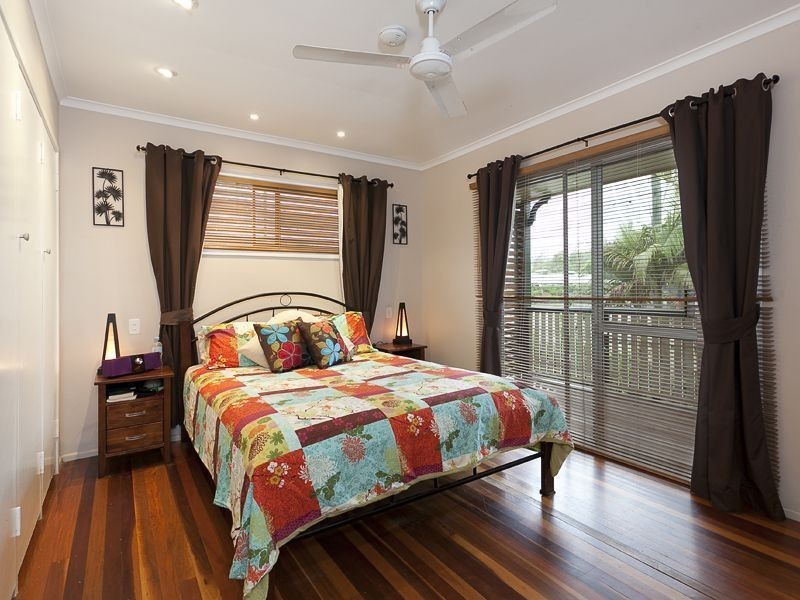 1163 Samford Rd, Ferny Grove QLD 4055