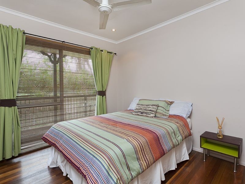 1163 Samford Rd, Ferny Grove QLD 4055