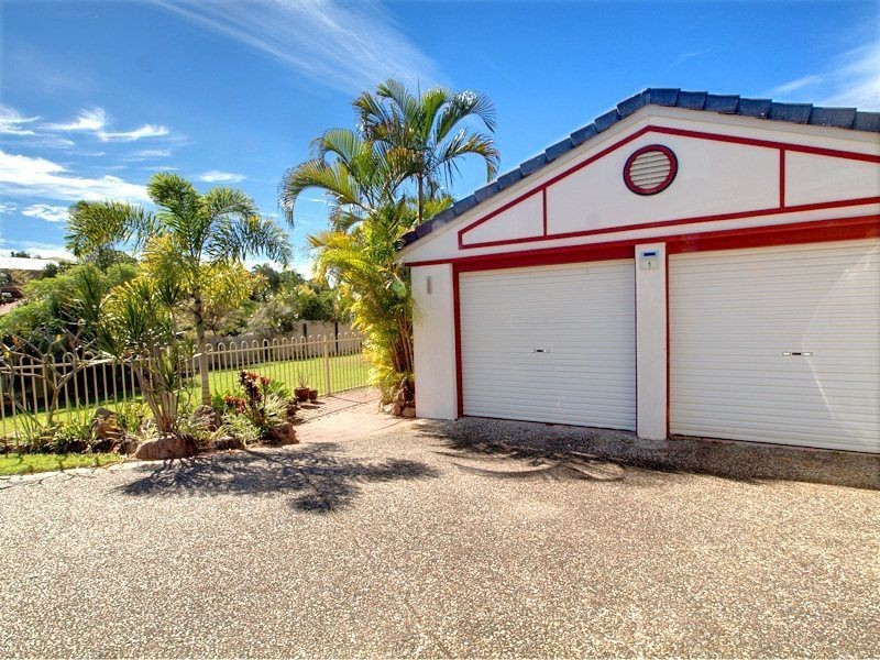 1 Dallas Crt, Arana Hills QLD 4054