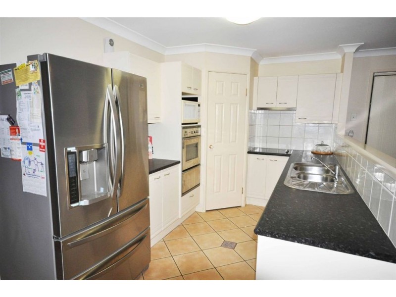 68 Karvella Street, Upper Kedron QLD 4055