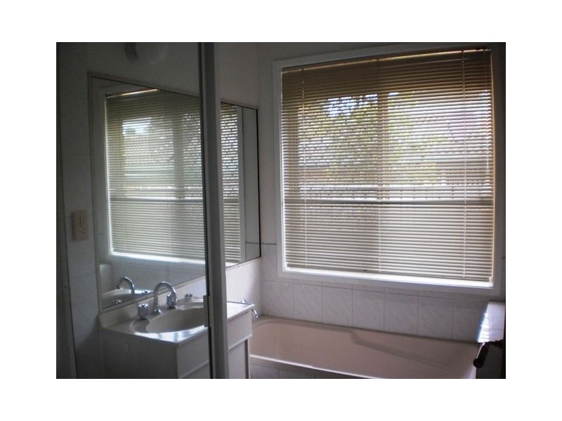 4 Burnett Street, Keperra QLD 4054