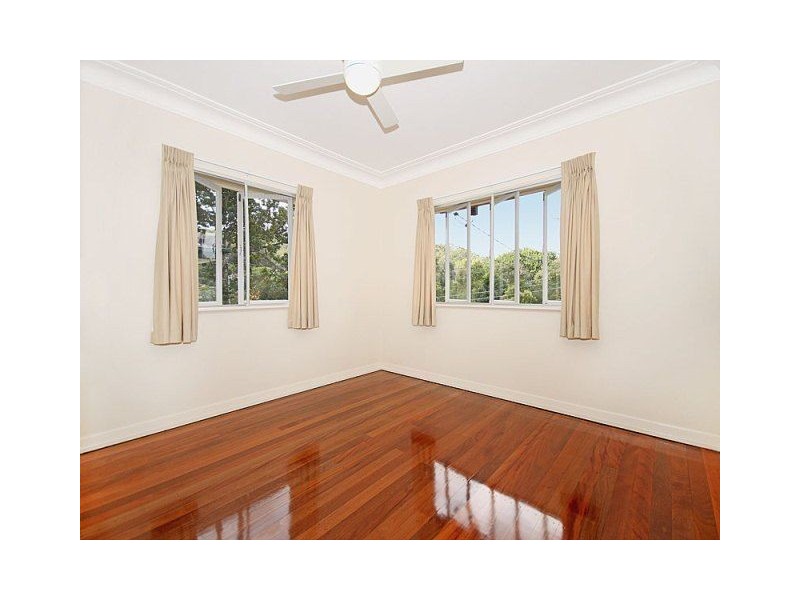 4 Quirk Street, The Gap QLD 4061