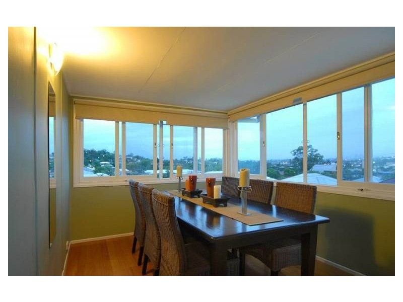 23 Allowrie St, Stafford QLD 4053